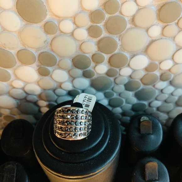 Jewelry - 💍 3/30$ 💍 Bundle and Save On Rings